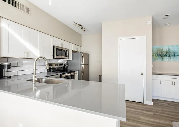 Landing Beautiful 2bd Gym Pool * Fort Worth